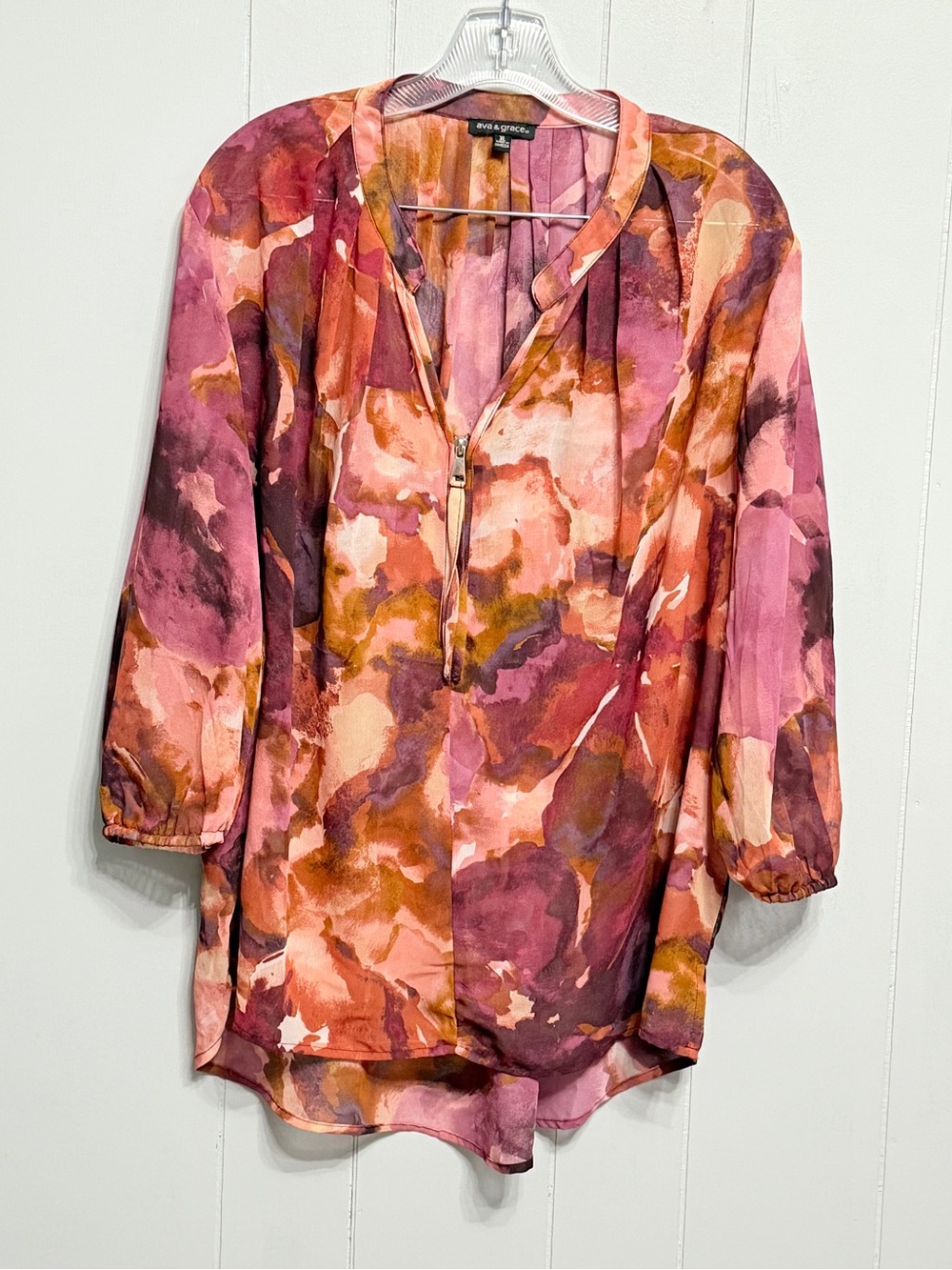 #19)  Ava & Grace Pink Multi-Color Watercolor Half Zip-Front Blouse